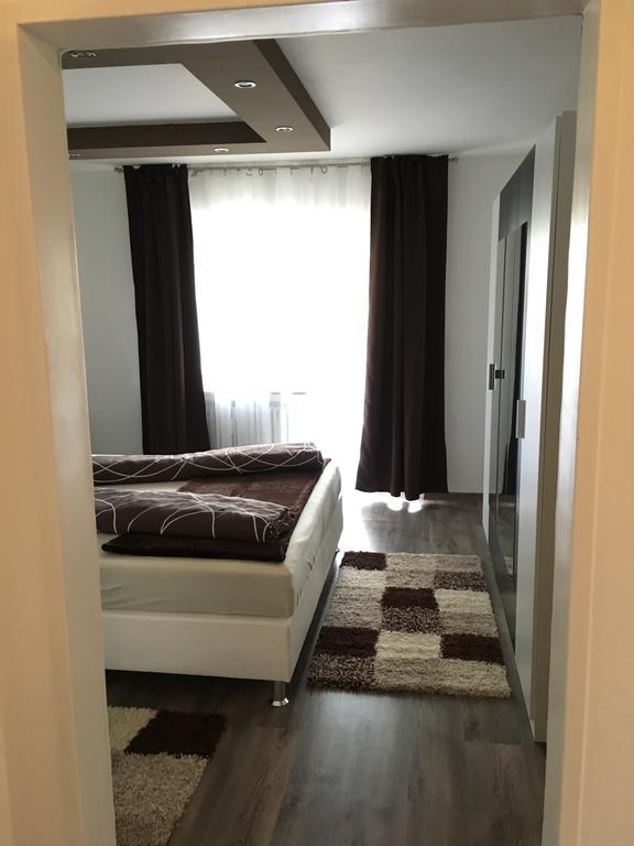 Augsburger Apartment Exteriör bild